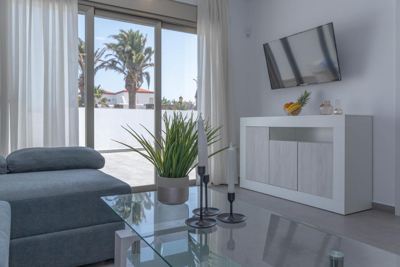 Apartment Family 1 Beachfront Corralejo By Holidays Home Екстериор снимка